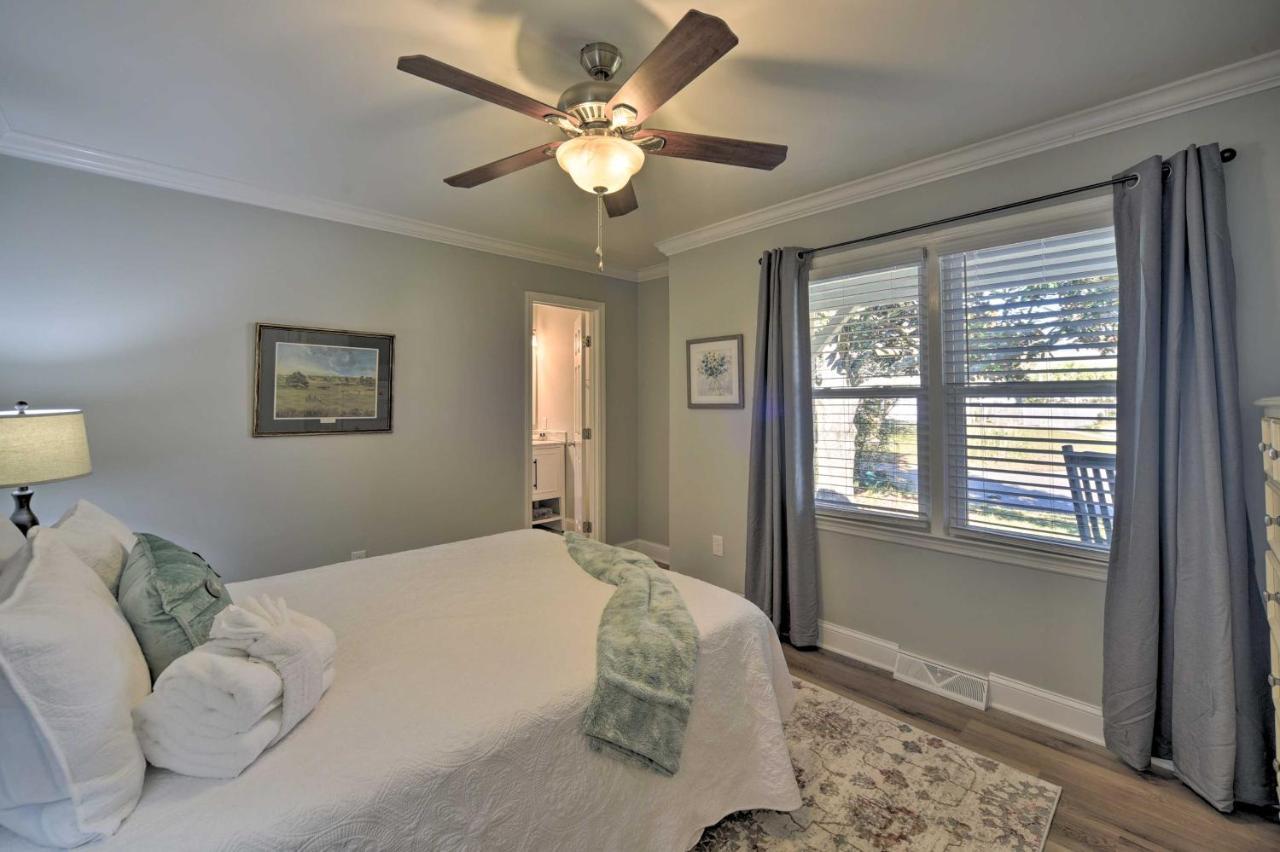 Charming House With Patio, 3 Half Mi To Beach! Charleston Eksteriør billede
