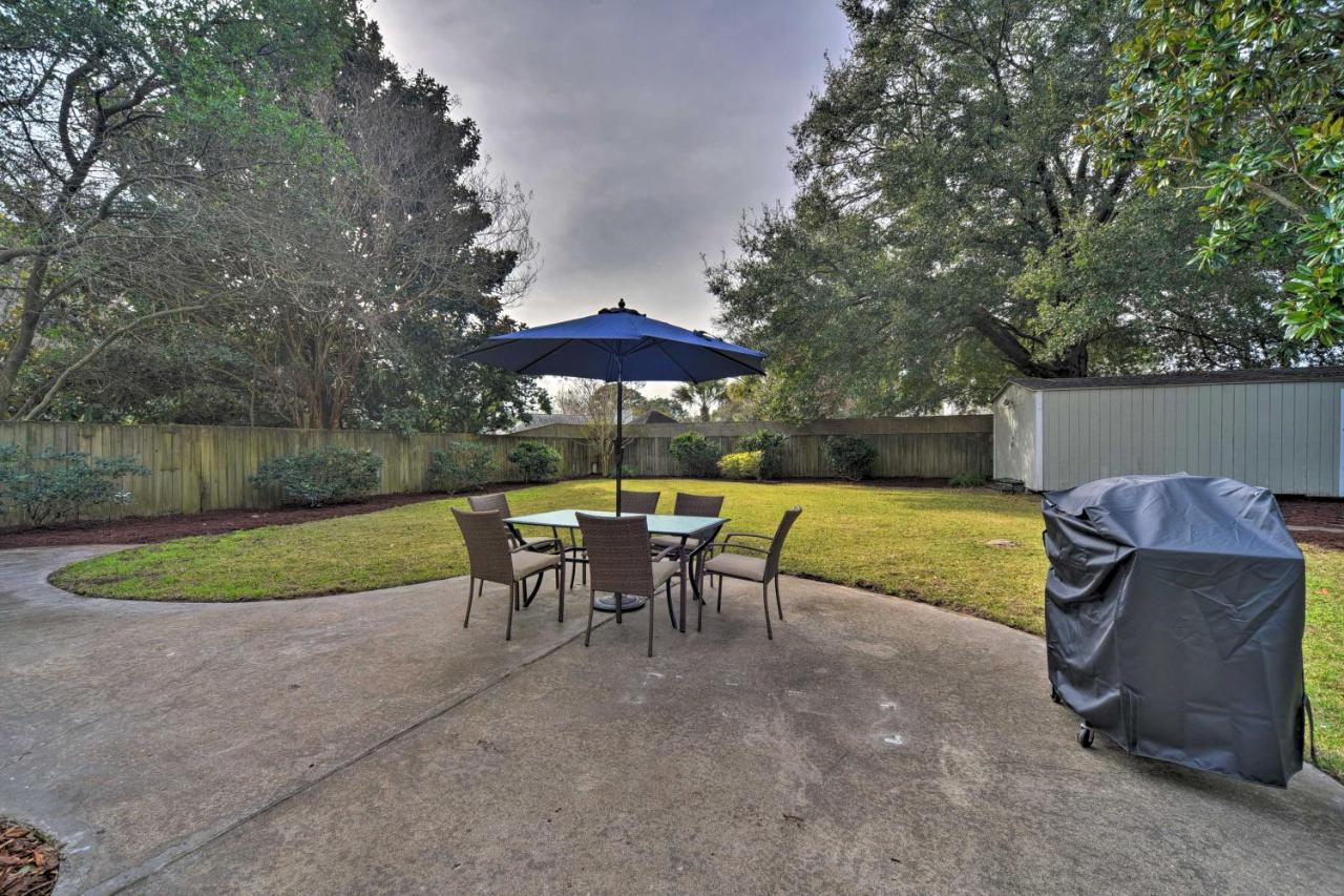 Charming House With Patio, 3 Half Mi To Beach! Charleston Eksteriør billede